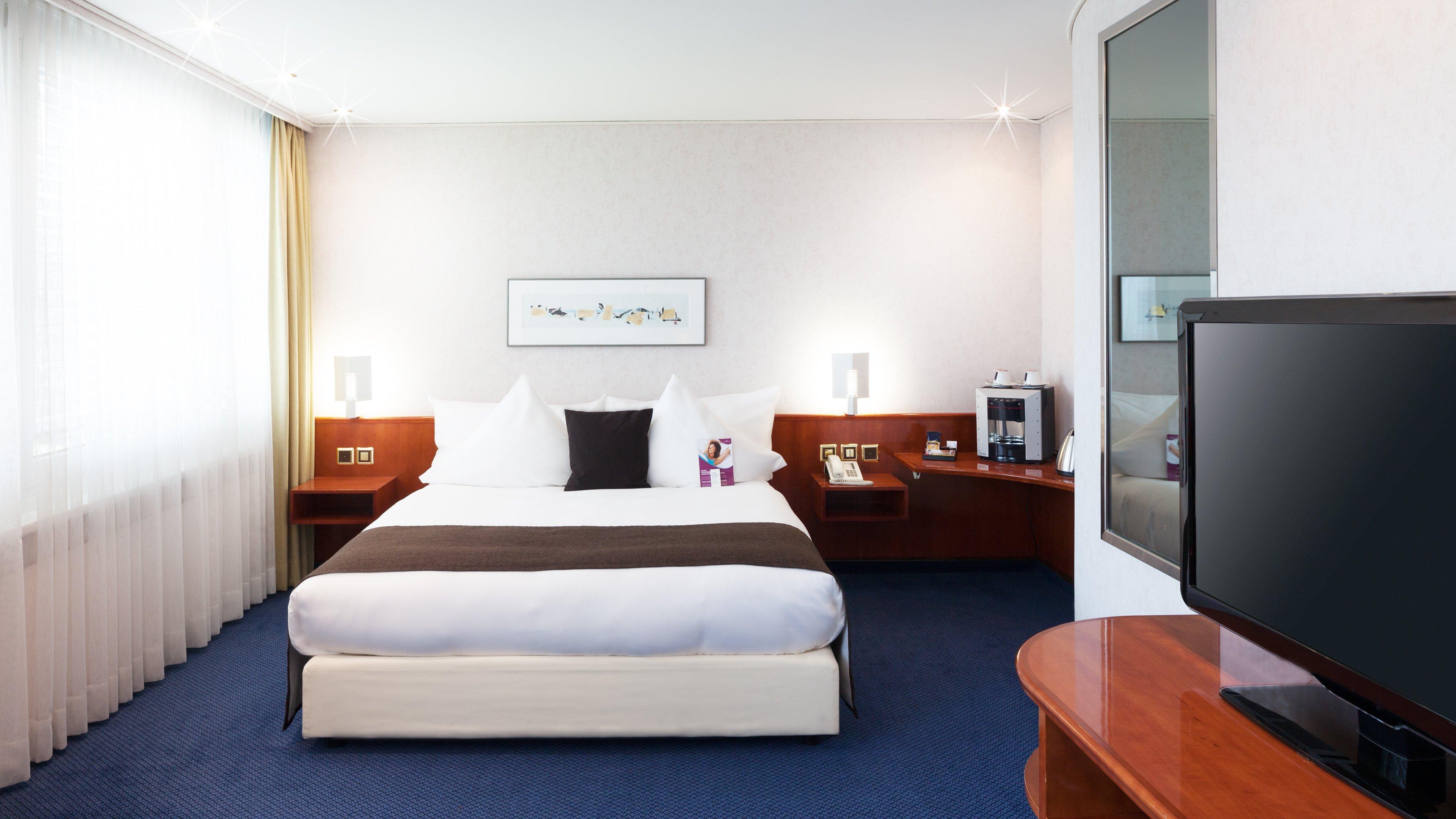 Hotel Crowne Plaza Zuerich By Ihg Esterno foto