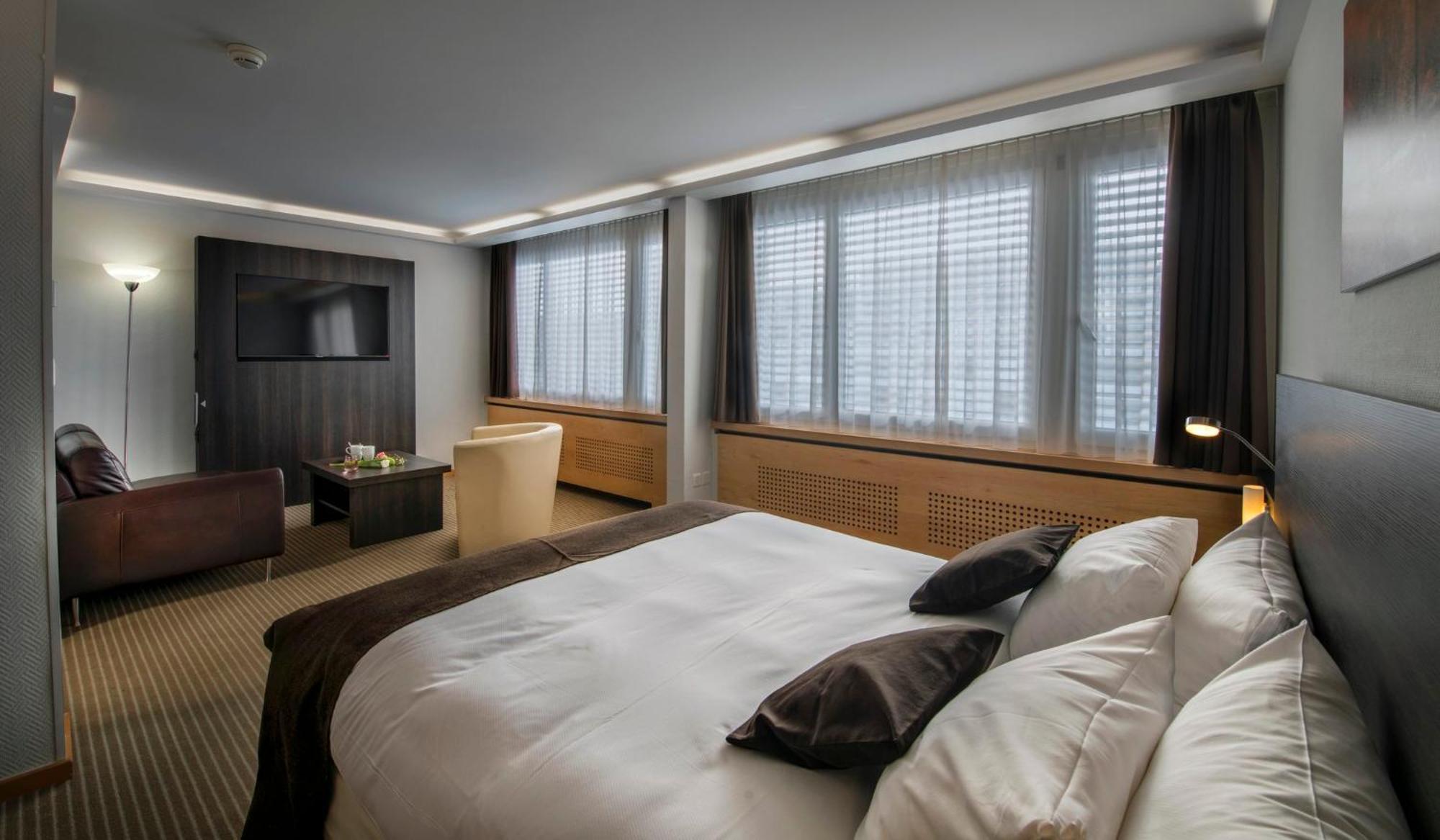 Hotel Crowne Plaza Zuerich By Ihg Esterno foto