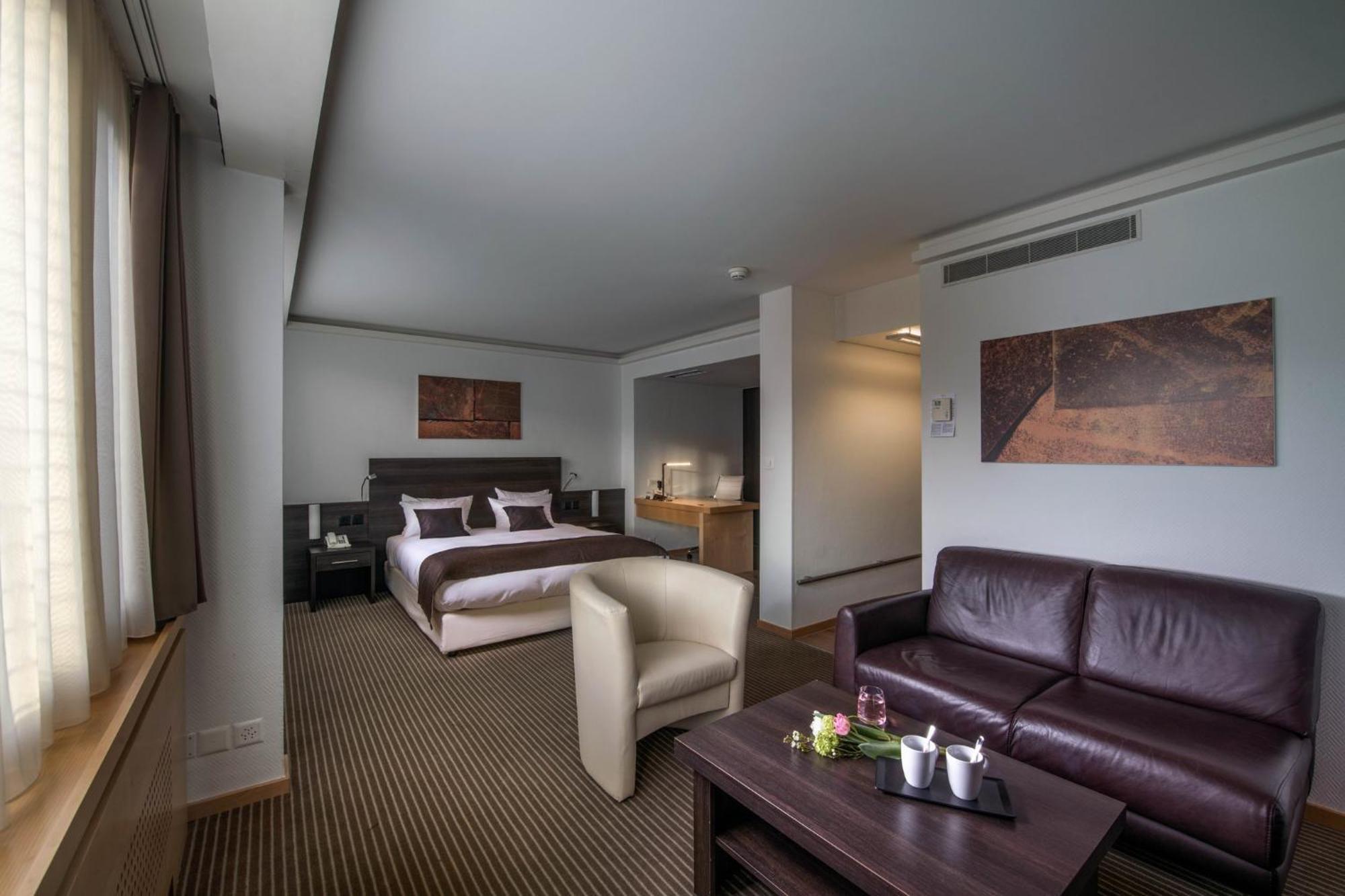 Hotel Crowne Plaza Zuerich By Ihg Esterno foto