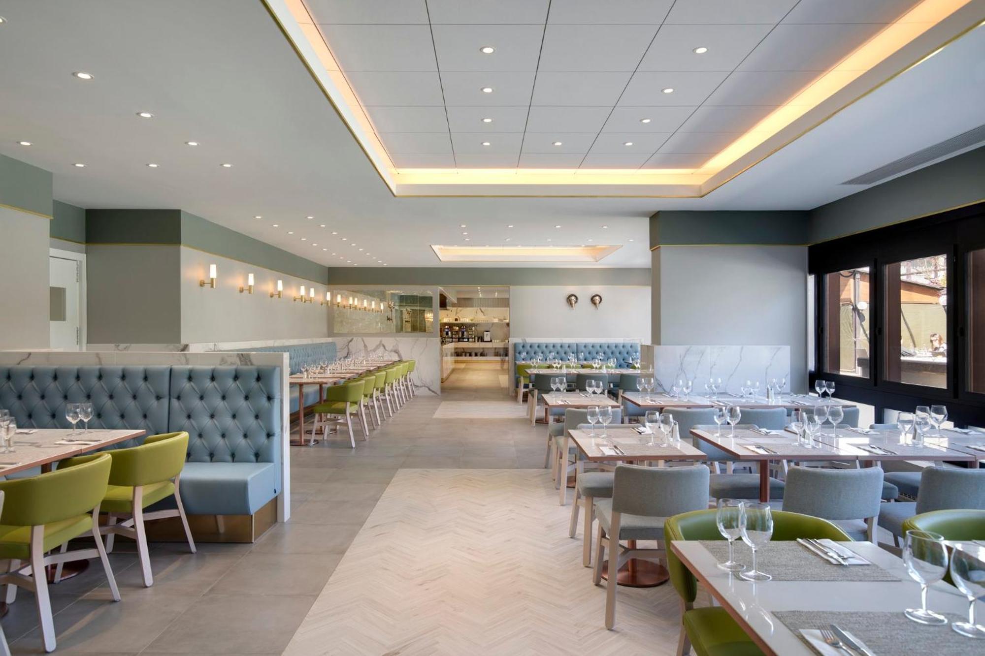 Hotel Crowne Plaza Zuerich By Ihg Esterno foto